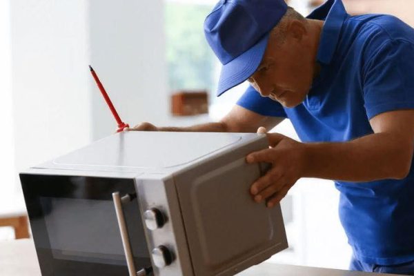 How to Find Reliable Services For Microwave Repair In Hamilton